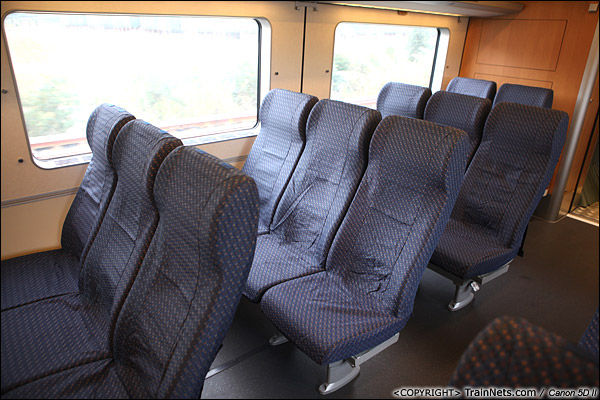 2013年12月17日。D2316次， CRH1型列车二等座。（IMG-5297-131218）