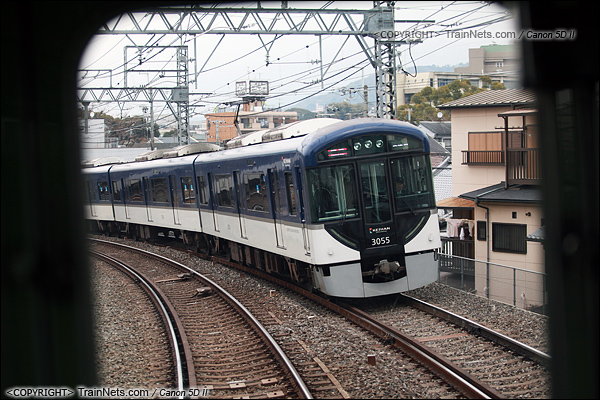 2012年2月1日。日本京阪本线，蓝色的3000系电车。（IMG-5779-120201）