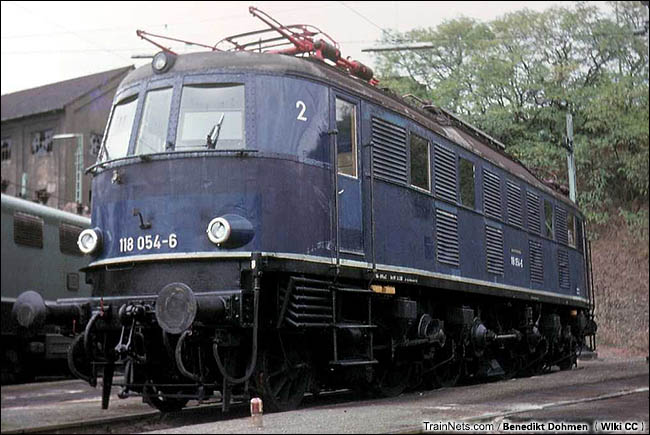 1983年。维尔茨堡铁路博物馆。118-054号机车。（图/Benedikt Dohmen/Wikipedia/CC）