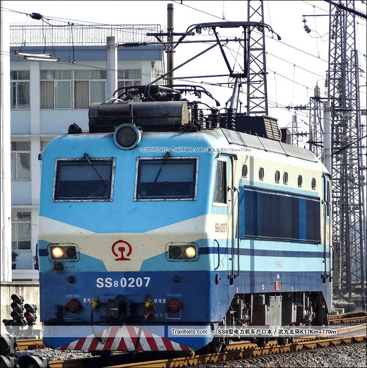 2012年07月06日。武昌站。SS8-0207。(图/武九北环K17Km+770m)